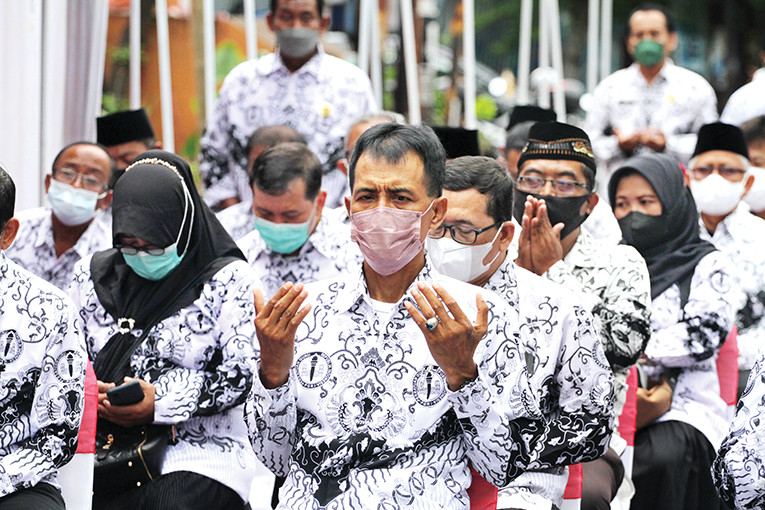 Sarjana Pendidikan Sulit Cari Sekolah